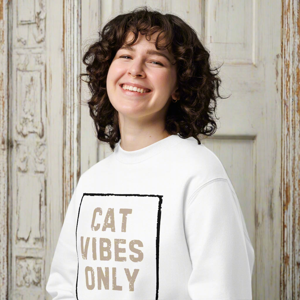 Ethical Vegan Cotton Sweatshirt for Cat Lovers – “Cat Vibes Only” - Fitz & Willow