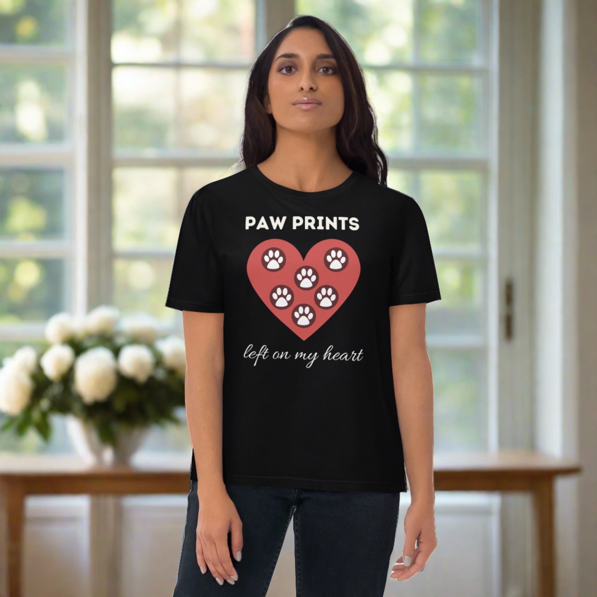 Paw prints on my heart, organic cotton t-shirt - Fitz & Willow